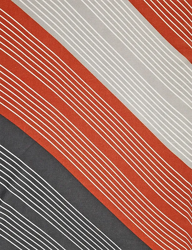 צעיף נעים עם דפוס פסים