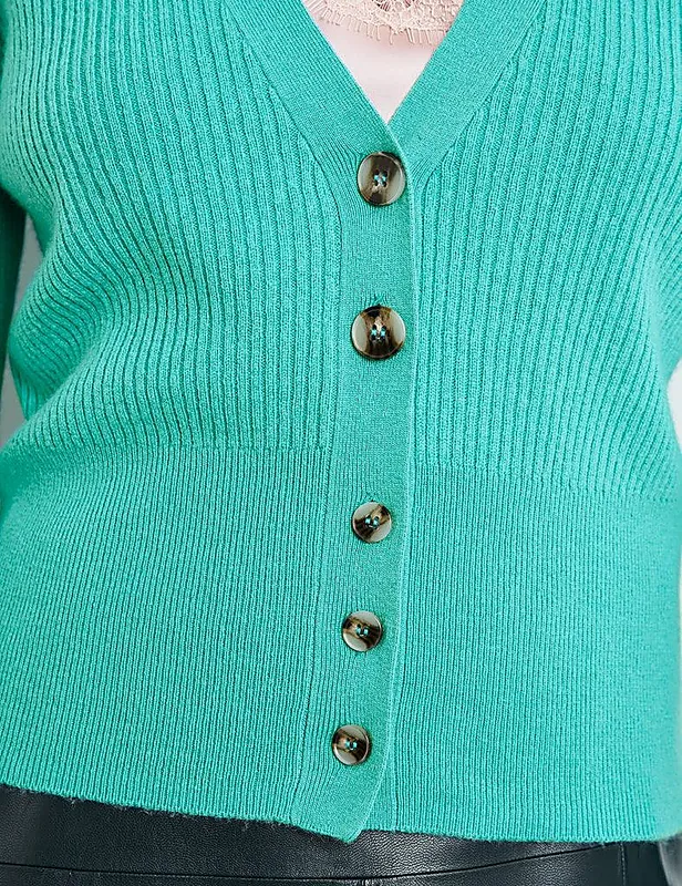 קרדיגן סרוג עם כפתורים