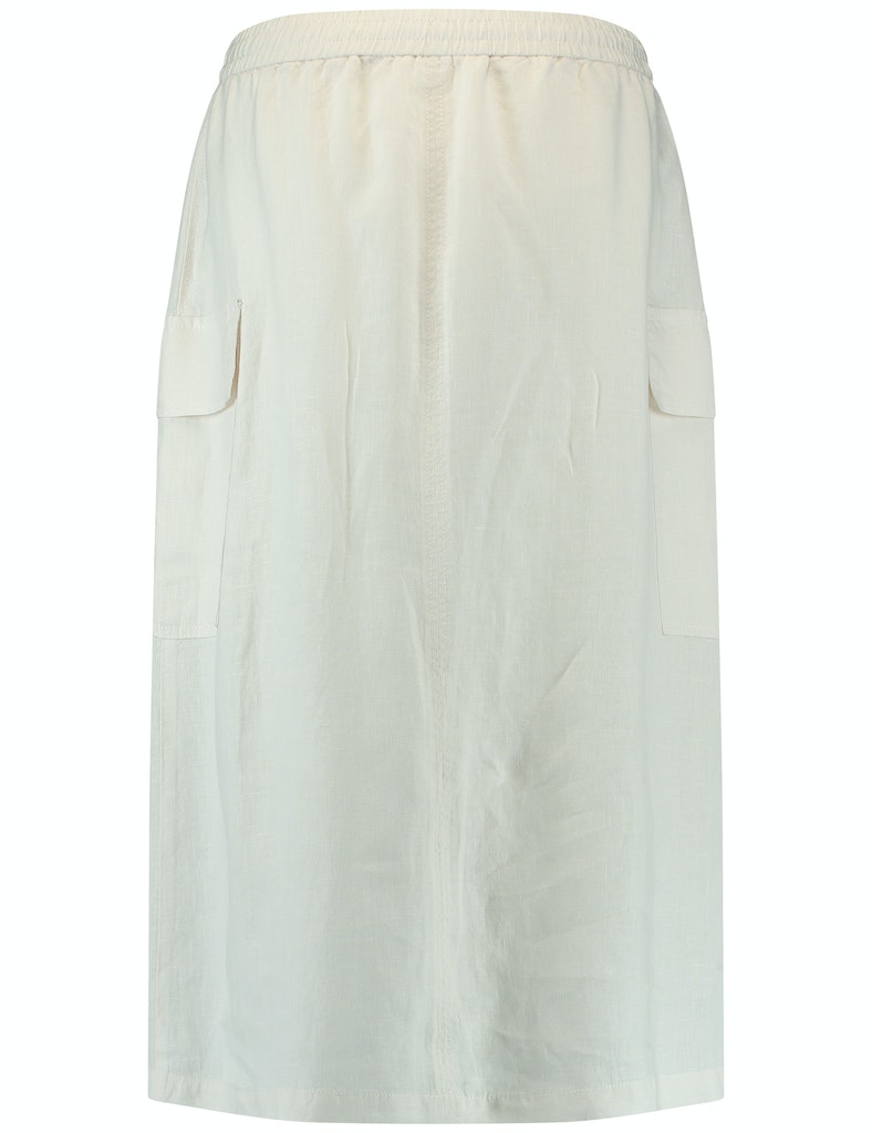 חצאית שמנת בגזרה ישרה