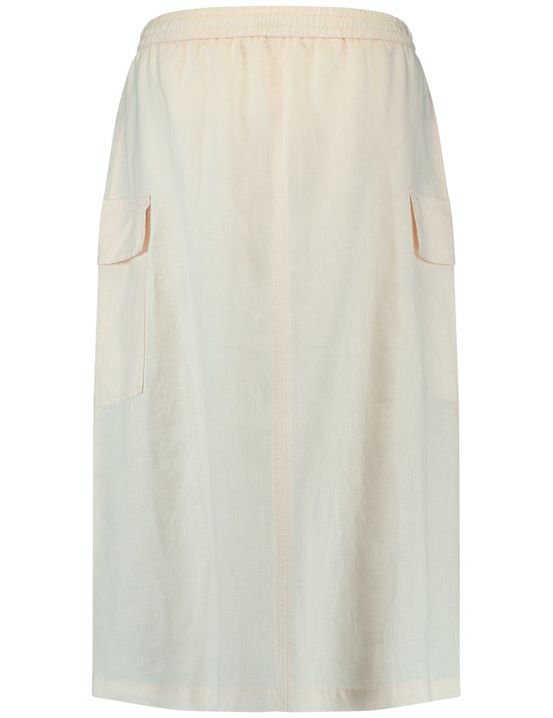 חצאית שמנת בגזרה ישרה