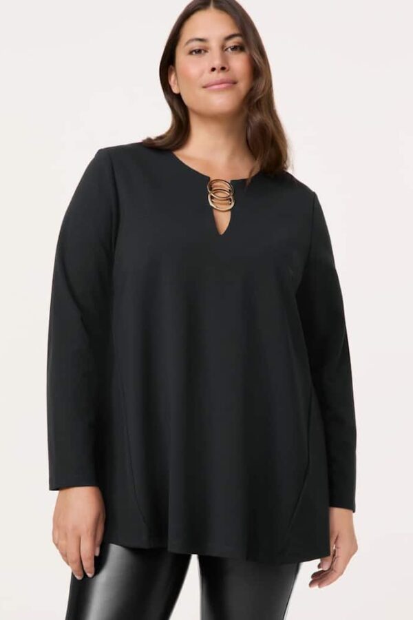 Sale 95 חולצה שחורה בשילוב טבעת זהב