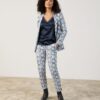 GERRY-WEBER-_2242_9150_430025-31216_7 בלייזר מחויט בדוגמת נחש