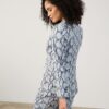 GERRY-WEBER-_2242_9150_430025-31216_8 בלייזר מחויט בדוגמת נחש