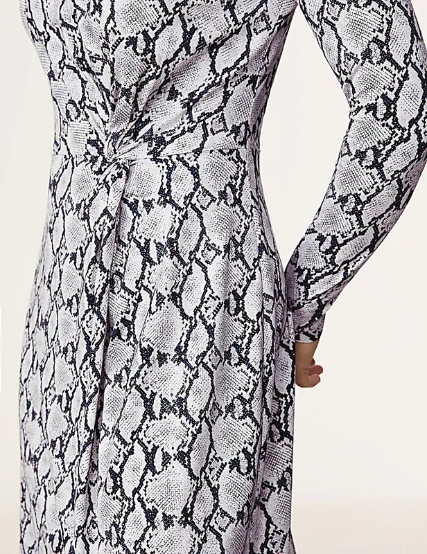 שמלה בהדפס מנוחש