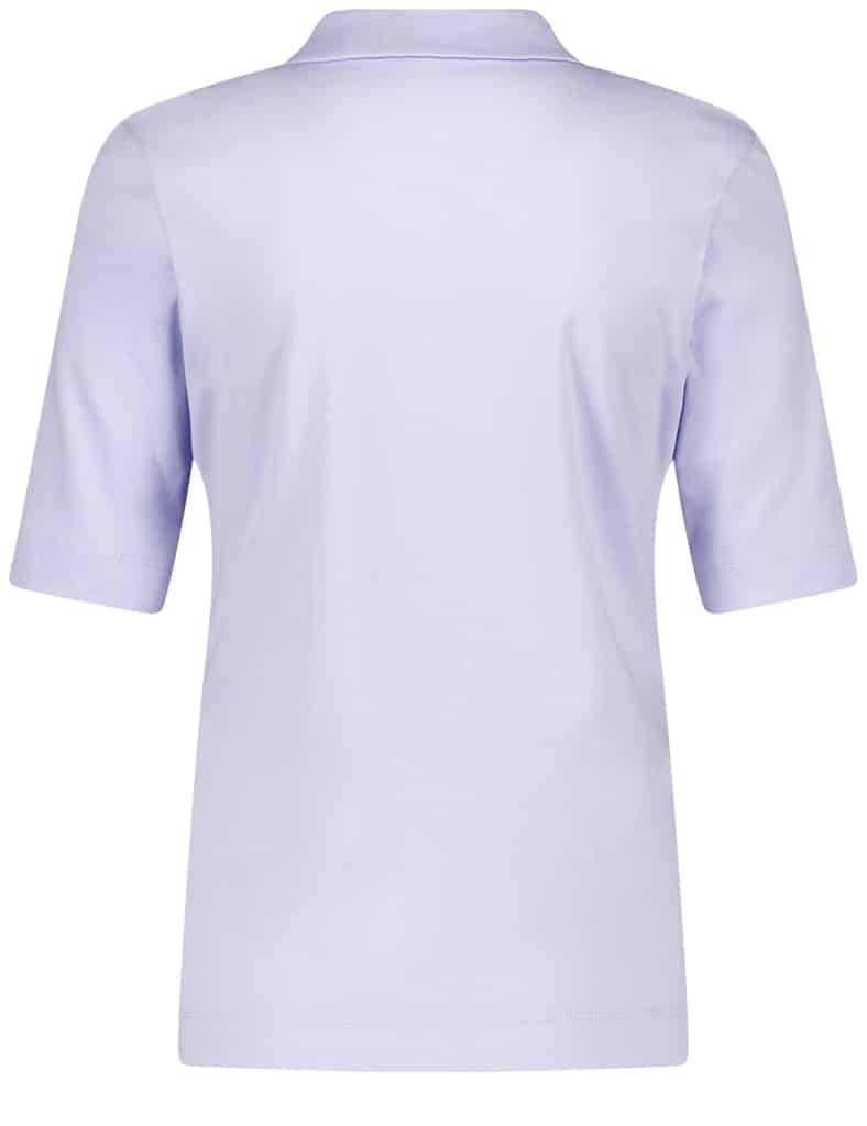 חולצת פולו אלגנטית