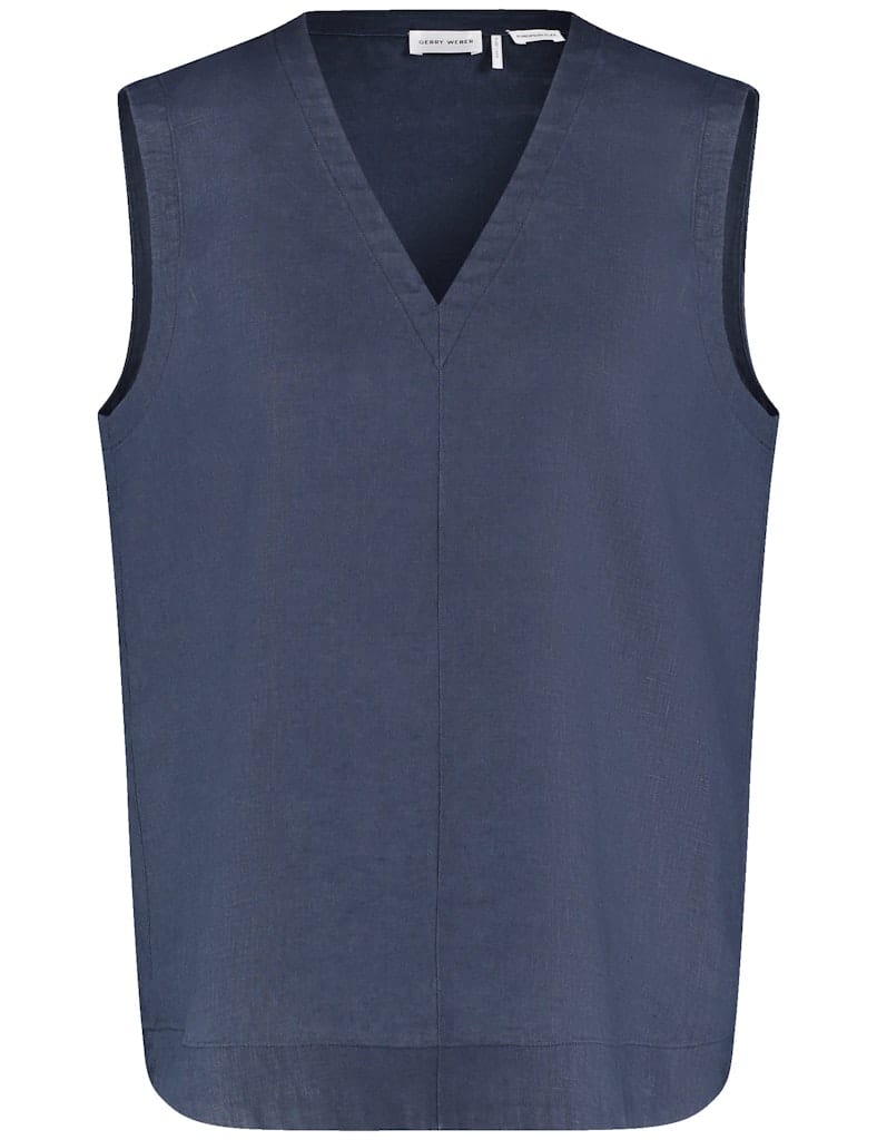 גופיה בגזרת V מחמיאה ובד פשתן טבעי ונושם