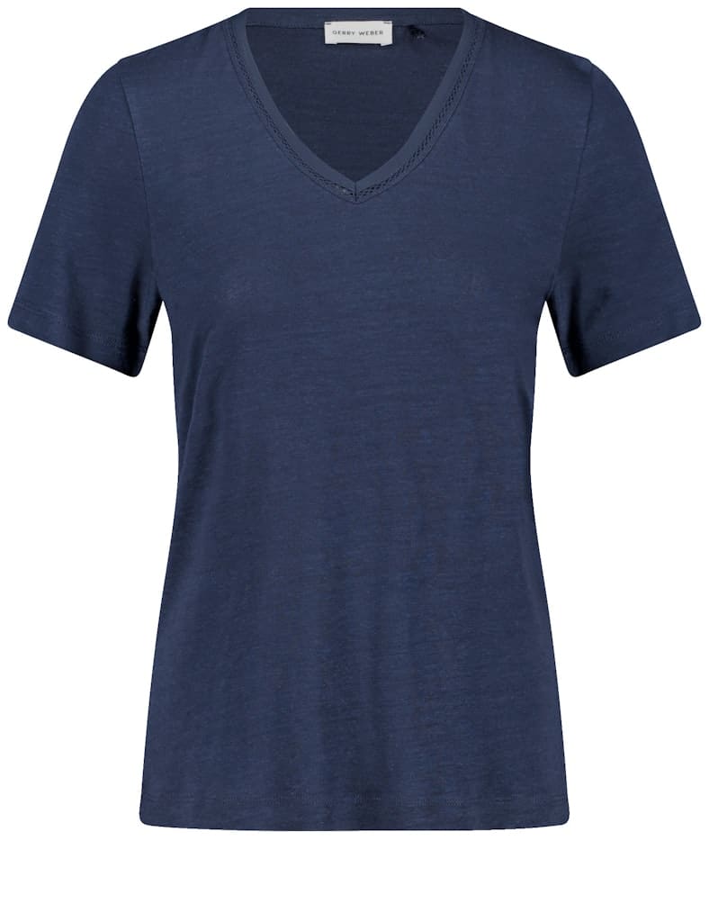 טי-שירט בגזרה קלאסית