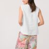GERRY-WEBER-_2251_99600_560060-31471_8 גופיה בגזרת V מחמיאה ובד פשתן טבעי ונושם