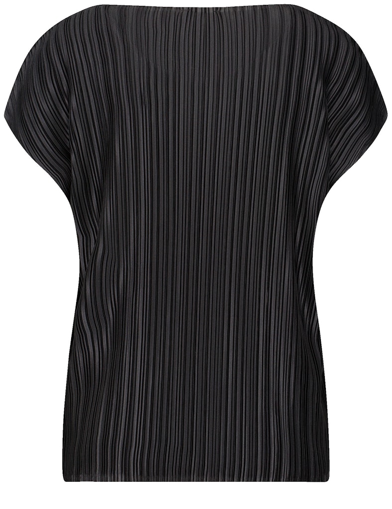 GERRY-WEBER-_2251_11000_570301-35069_2 טי-שירט פליסה שחורה