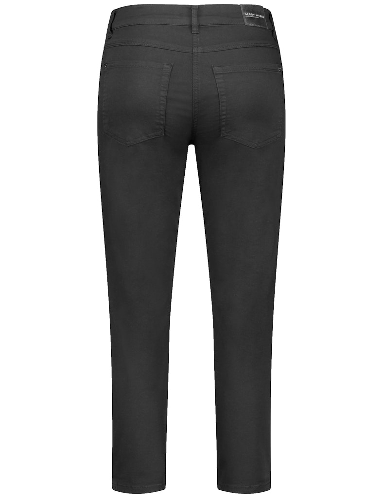 מכנס ג'ינס 3/4 בגזרה סקיני