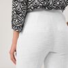 GERRY-WEBER-_2251_99700_520040-31266_9 מכנס לבן בטקסטורה עדינה