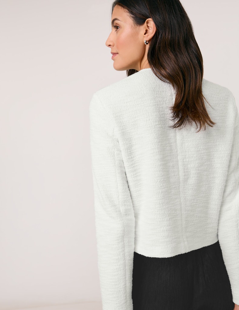 ג'קט קלאסי לבן קצר