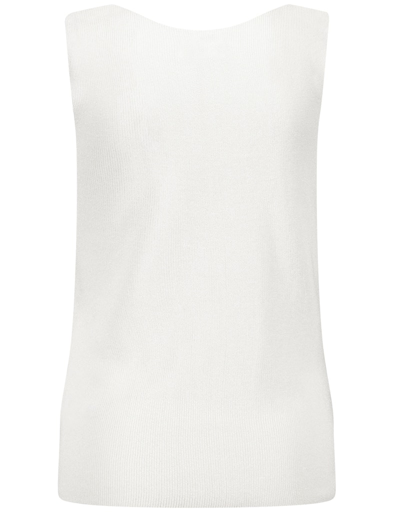 גופיית סריג אלגנטית וקלילה