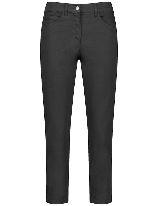 מכנס ג'ינס 3/4 בגזרה סקיני