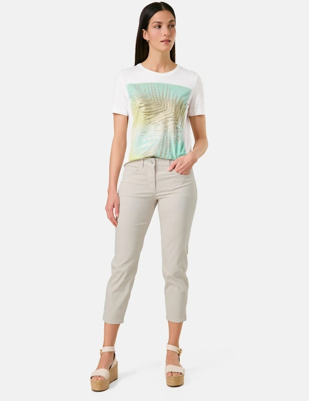 מכנס ג'ינס 3/4 בגזרה סקיני