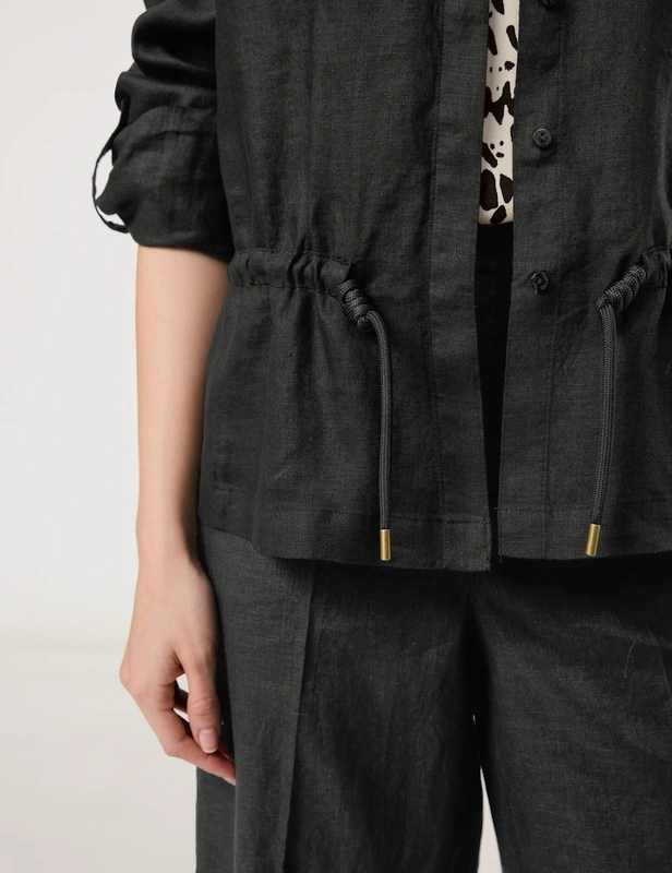 חולצה בשילוב שרוך קשירה במותן