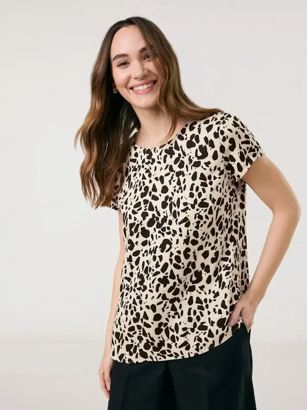 Sale 168 טי-שירט בהדפס מודרני ייחודי