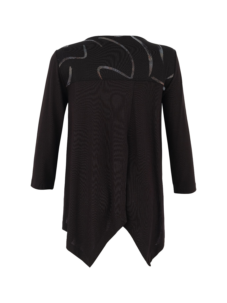 חולצה זורמת במראה מודרני