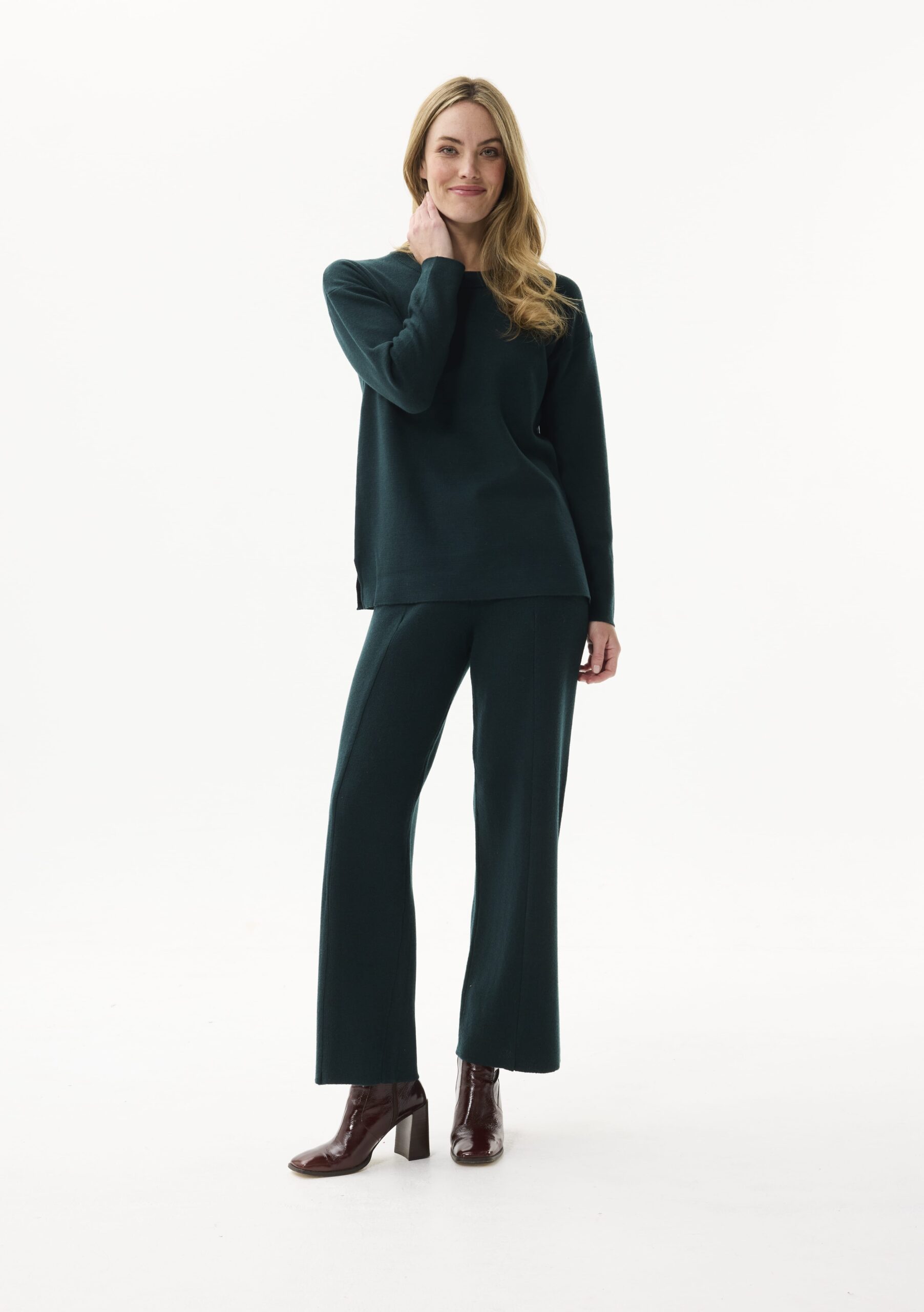 AW182-FORESTGREEN_1295 סריג ירוק כהה מבד נעים וחם