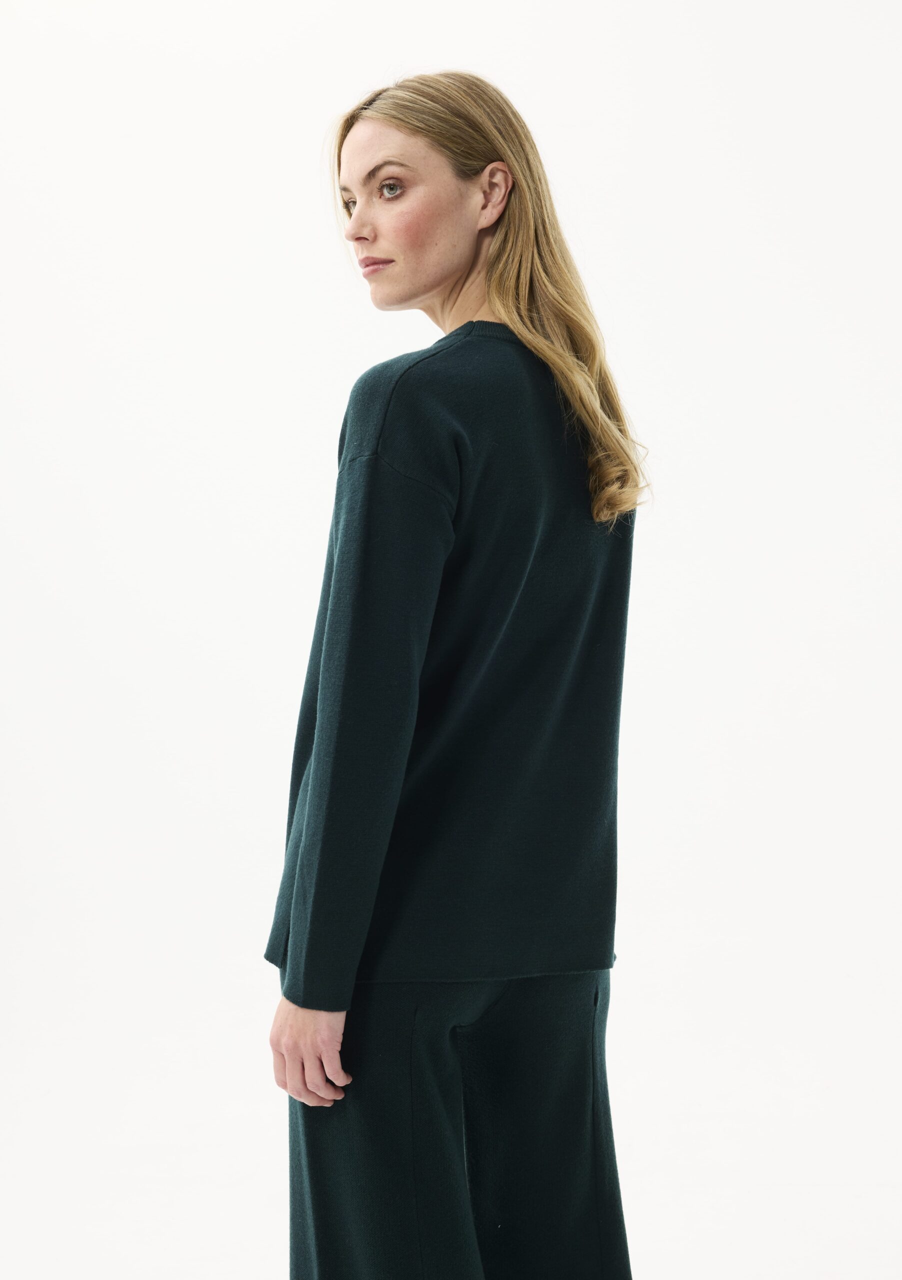 AW182-FORESTGREEN_1304 סריג ירוק כהה מבד נעים וחם