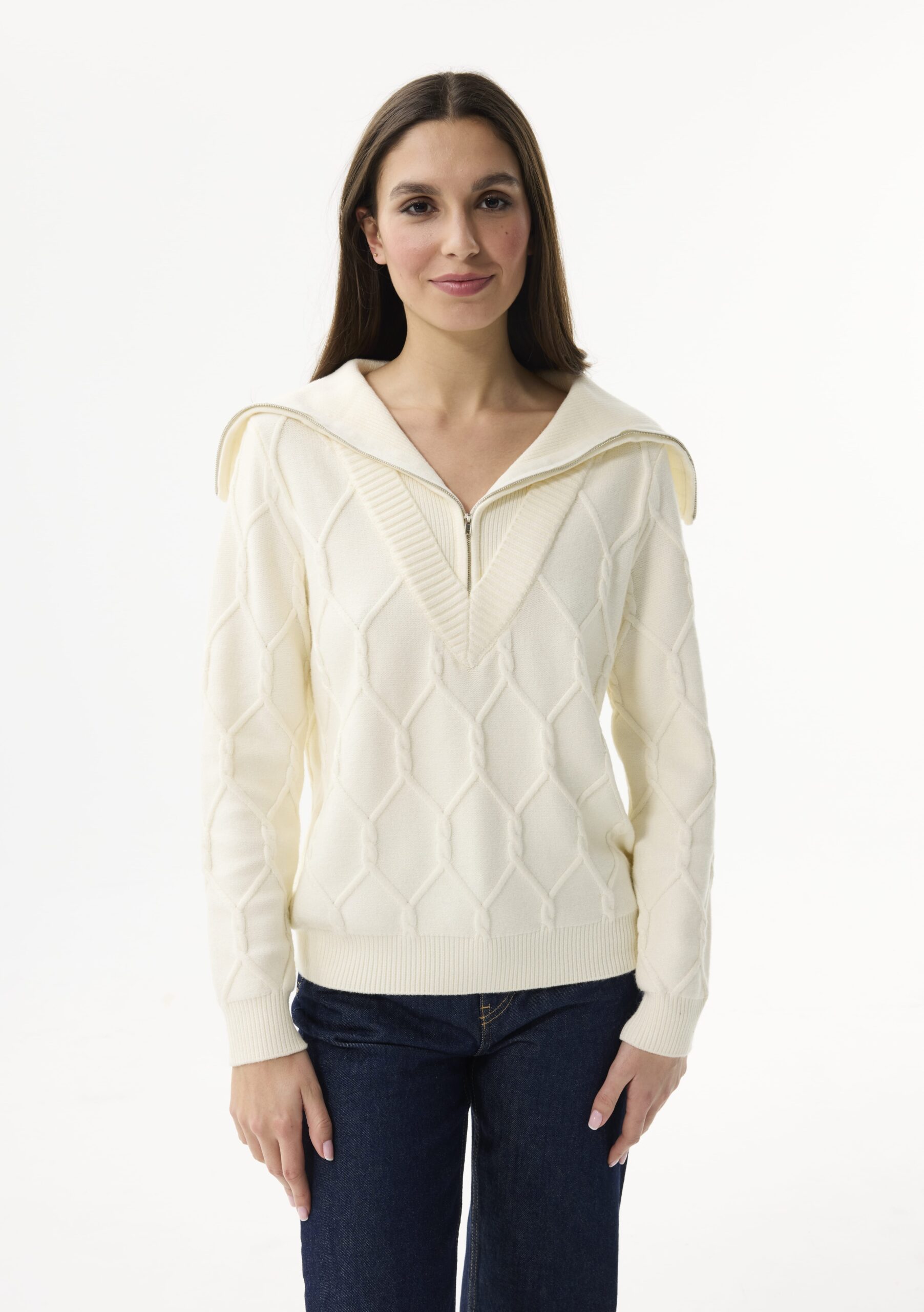 FH700-OFFWHITE_2108 סריג עם צווארון ודוגמת צמות מבד רך וחמים