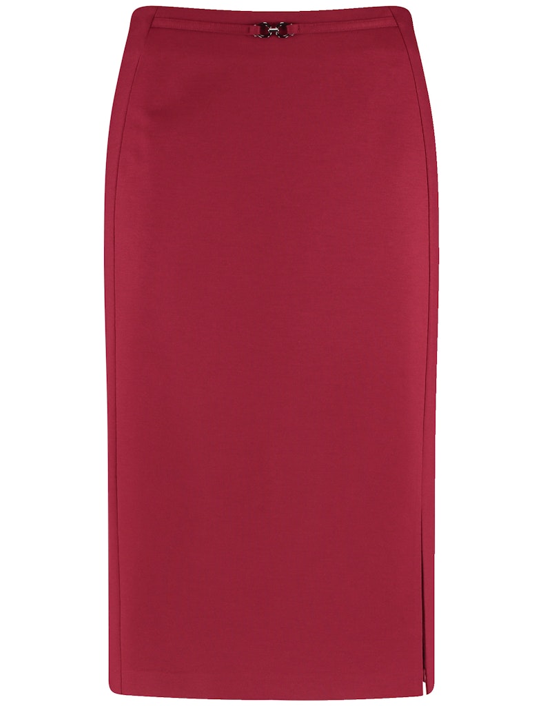 חצאית עיפרון קלאסית אלגנטית