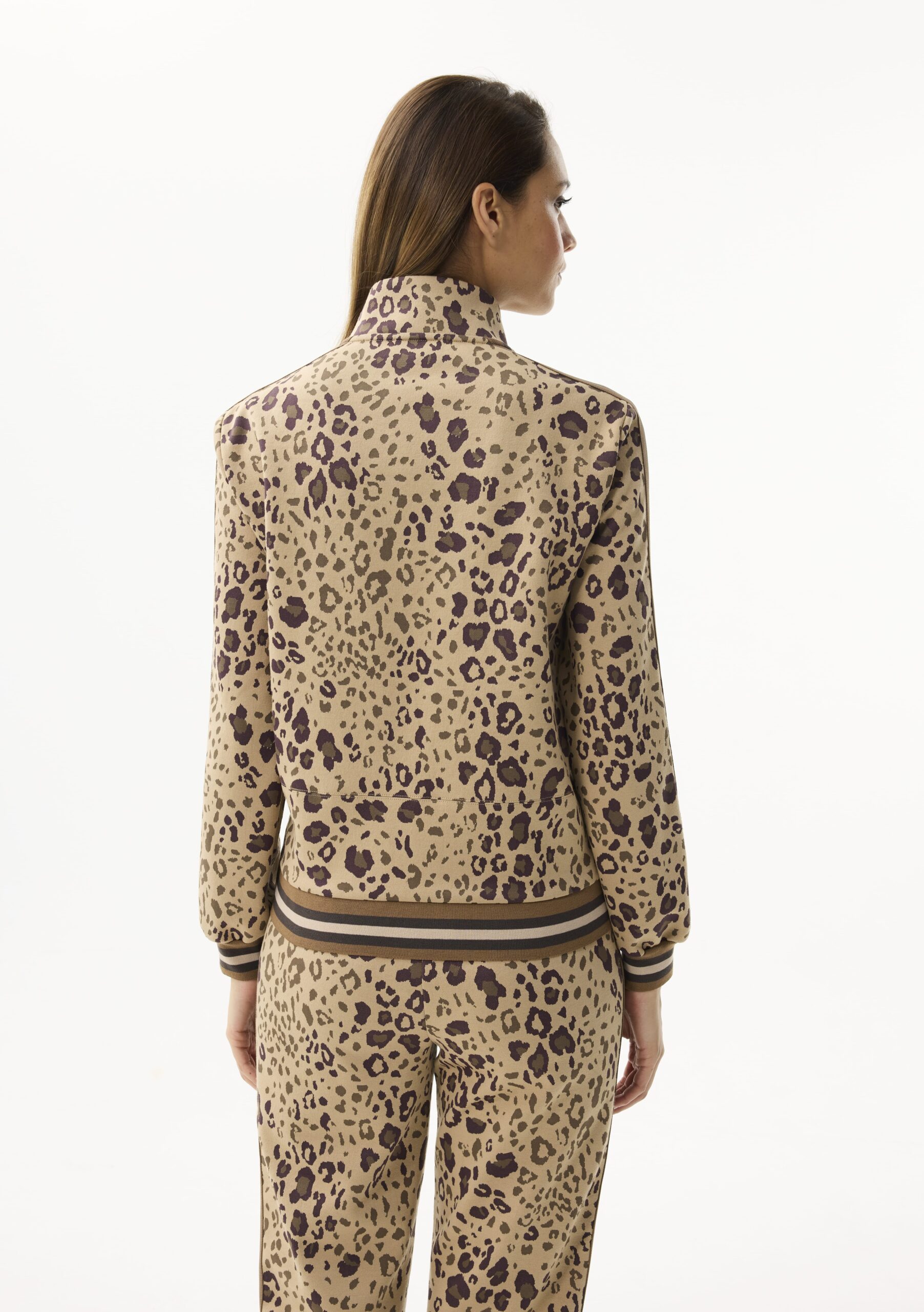 חולצת ז’קט מנומרת עם רוכסן