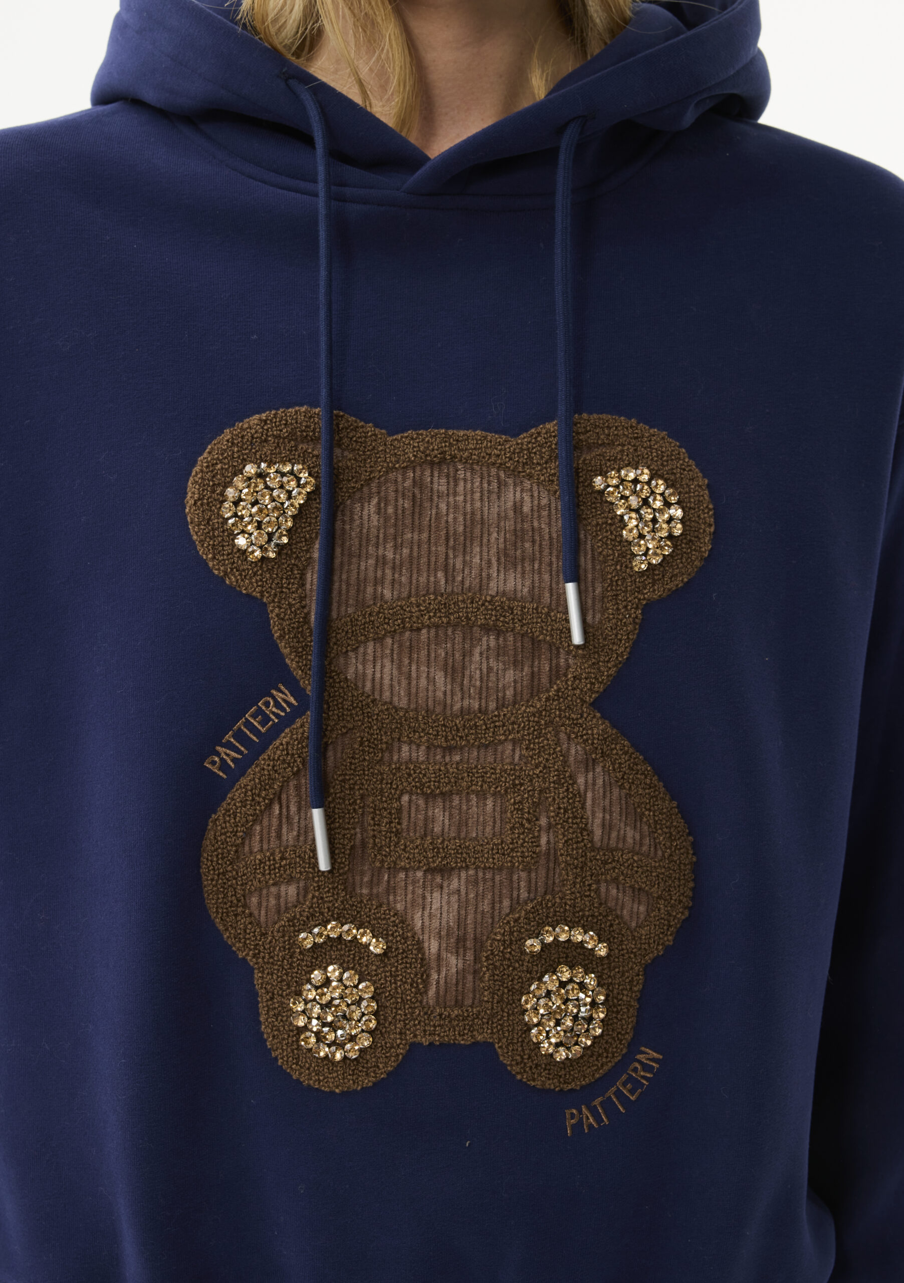 קפוצ'ון נשים בדוגמת דובי מעוטר מבד רך ונעים