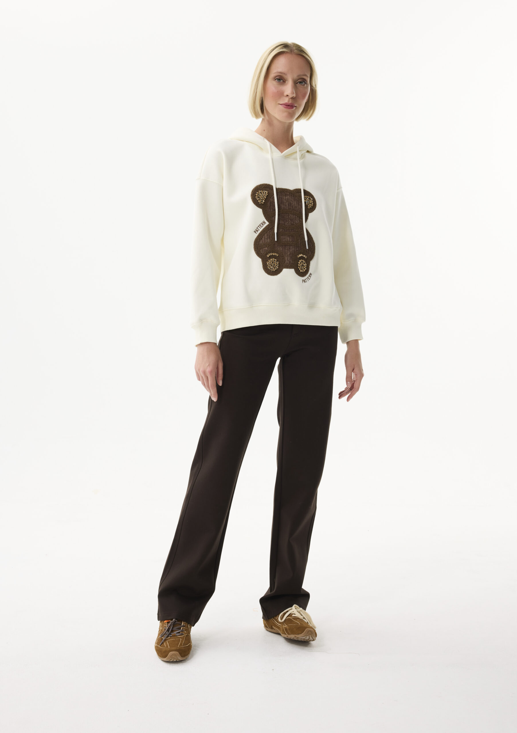 קפוצ'ון נשים בדוגמת דובי מעוטר מבד רך ונעים