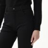 LHP001-BLACK_0597 מכנסיים שחורים בגזרה ישרה מבד מחטב וגמיש