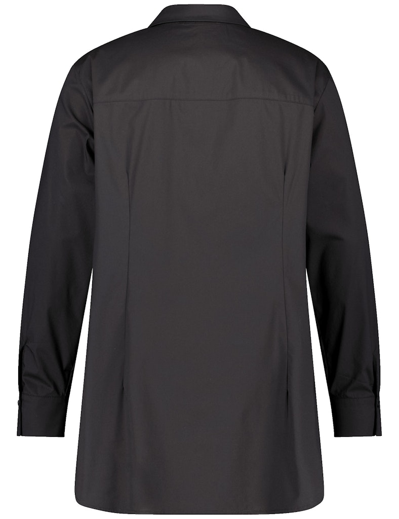 חולצה שחורה עם צווארון מעוטר אבנים מבד אלגנט