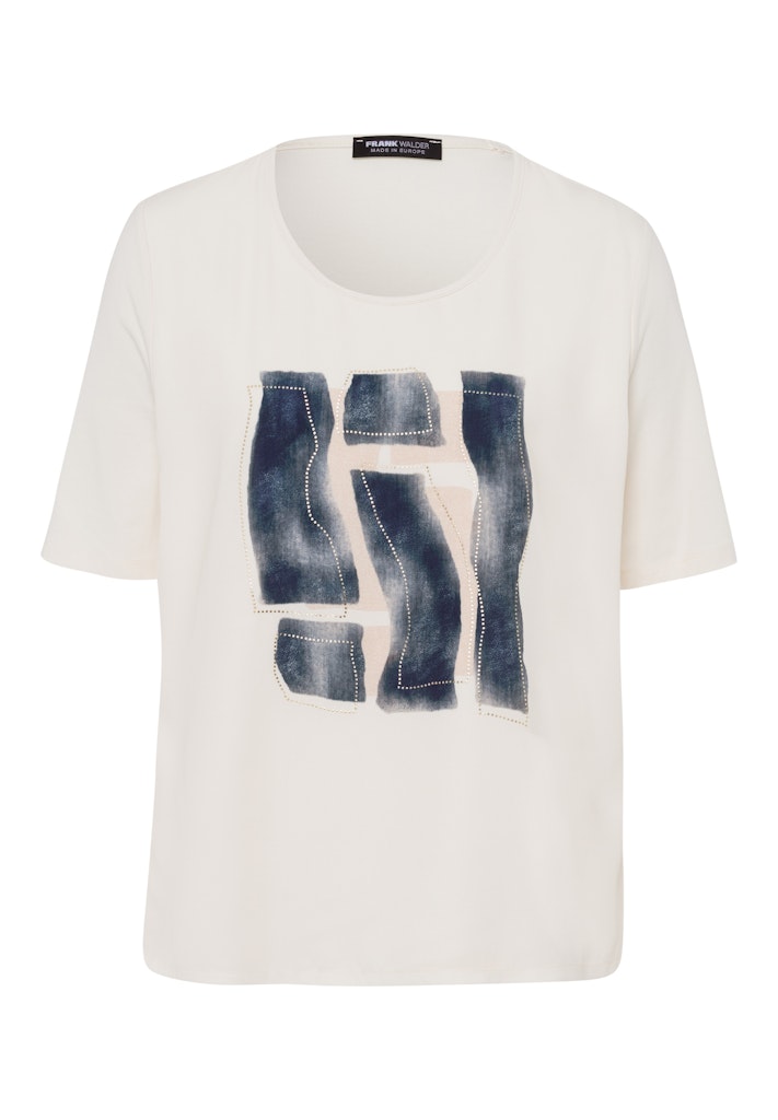 חולצה עם הדפס גיאומטרי מבד מודאלי רך