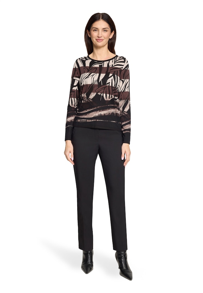 חולצה ארוכה בהדפס גרפי בגווני שחור וחום