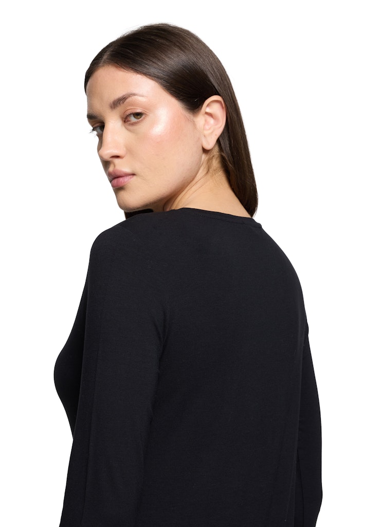 חולצת ויסקוזה שחורה "STYLE"