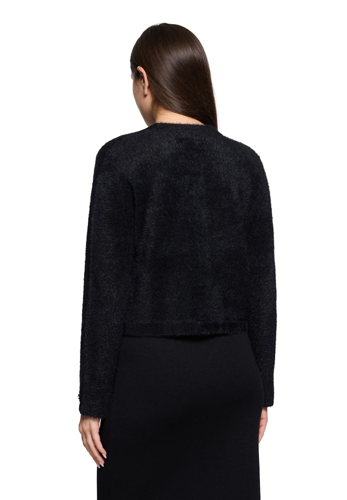 ז'קט שחור רך עם כפתורים וכיסים