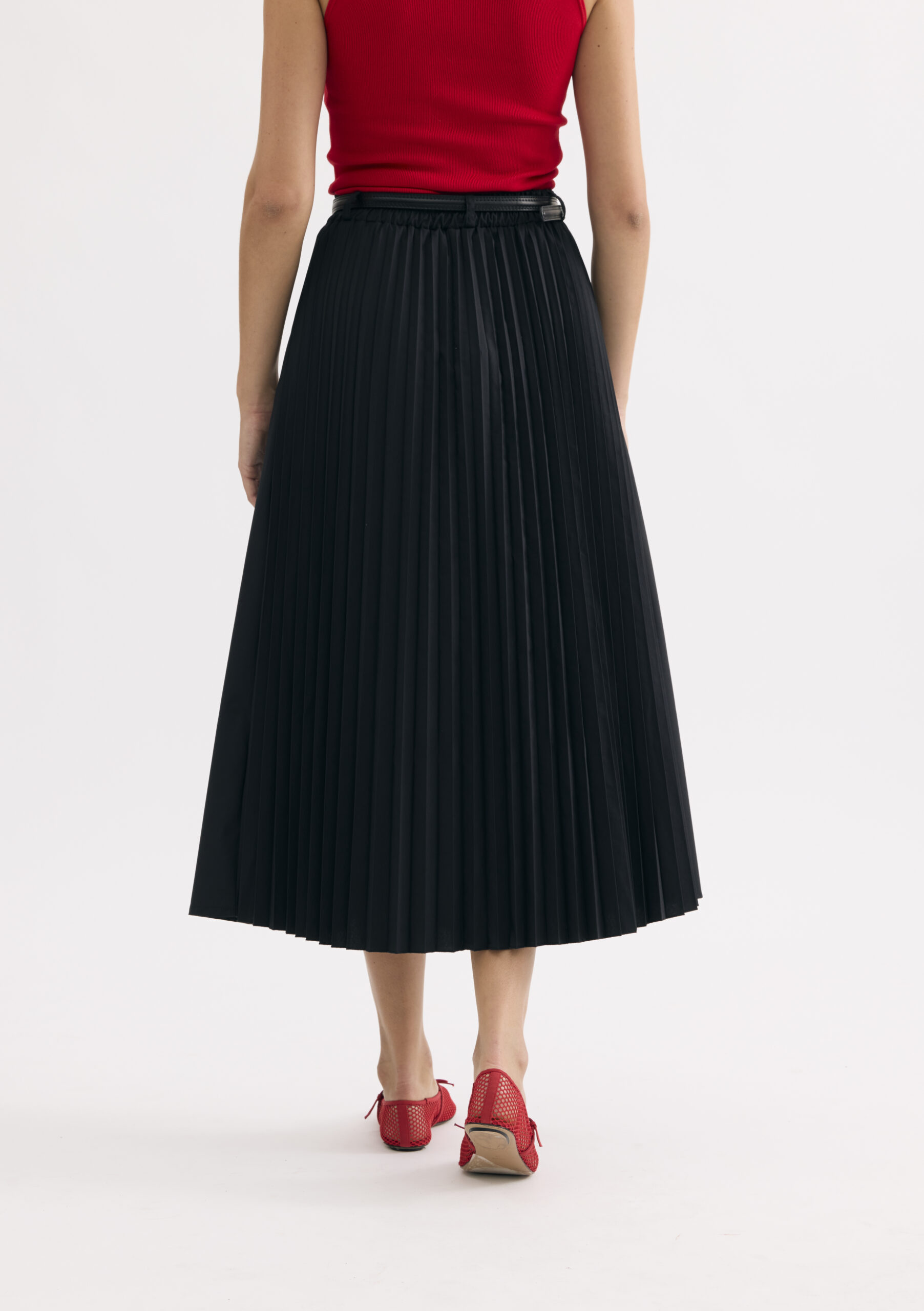 חצאית מידי פליסה בגזרה נשפכת