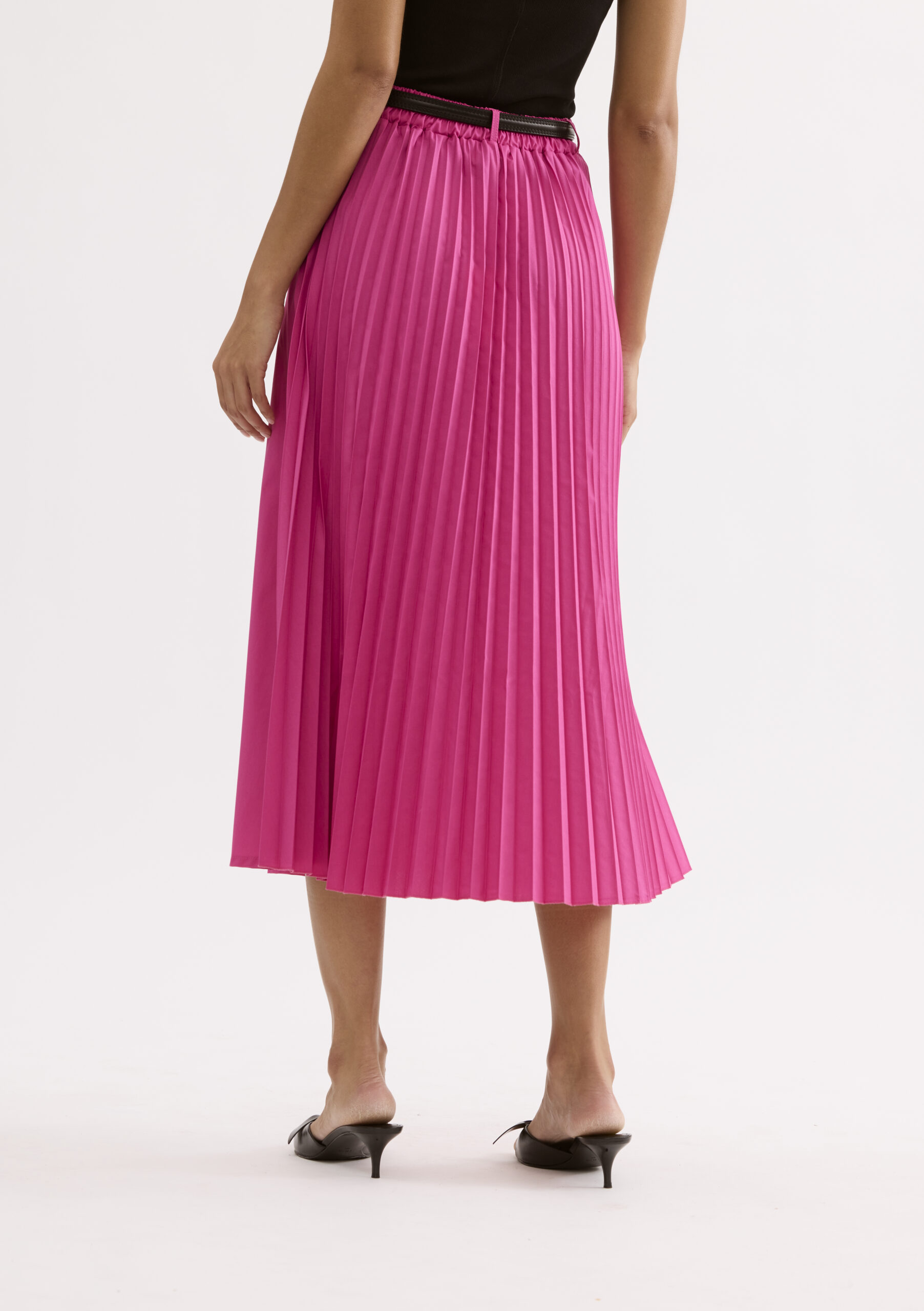 חצאית מידי פליסה בגזרה נשפכת