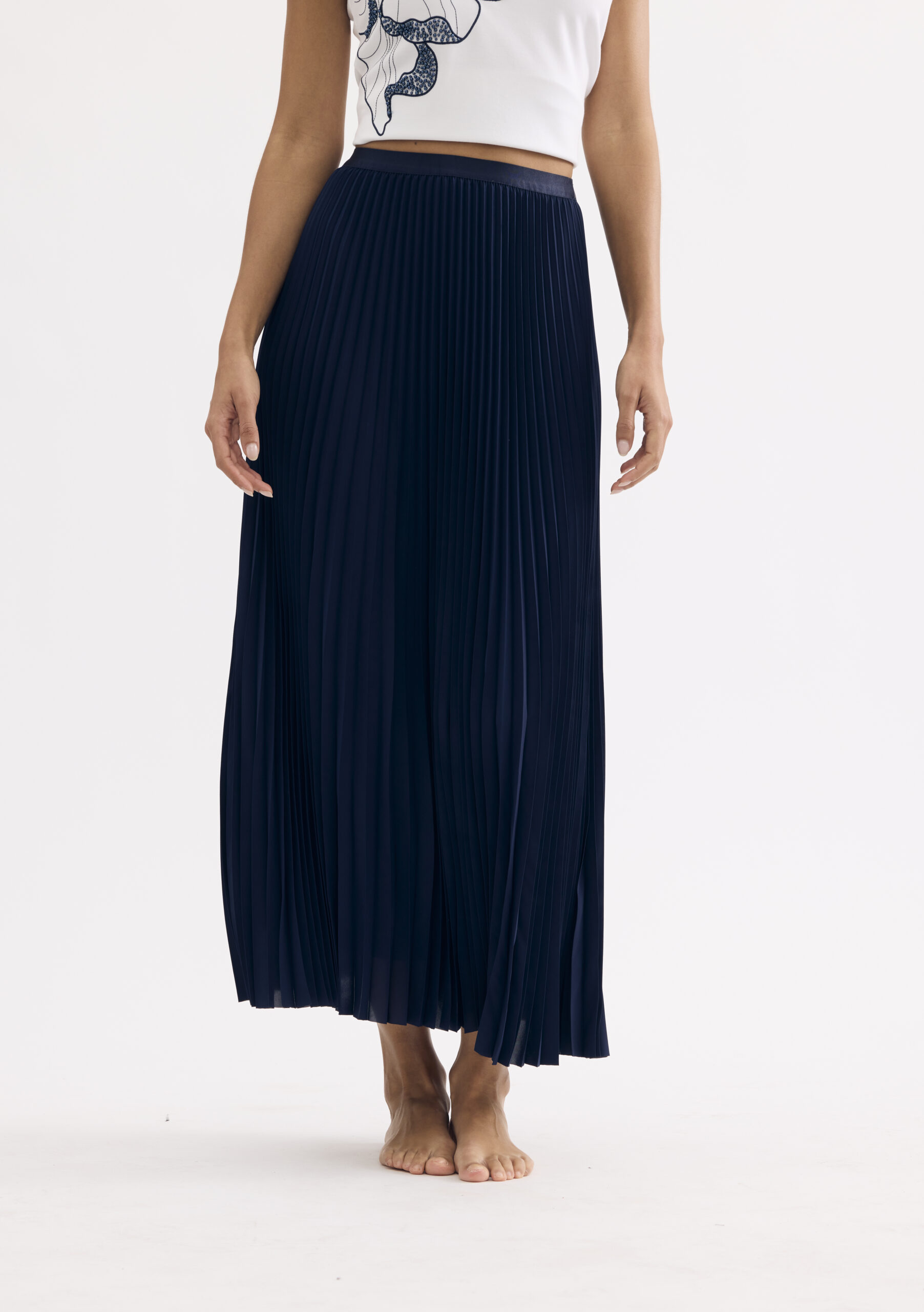 חצאית פליסה קלאסית