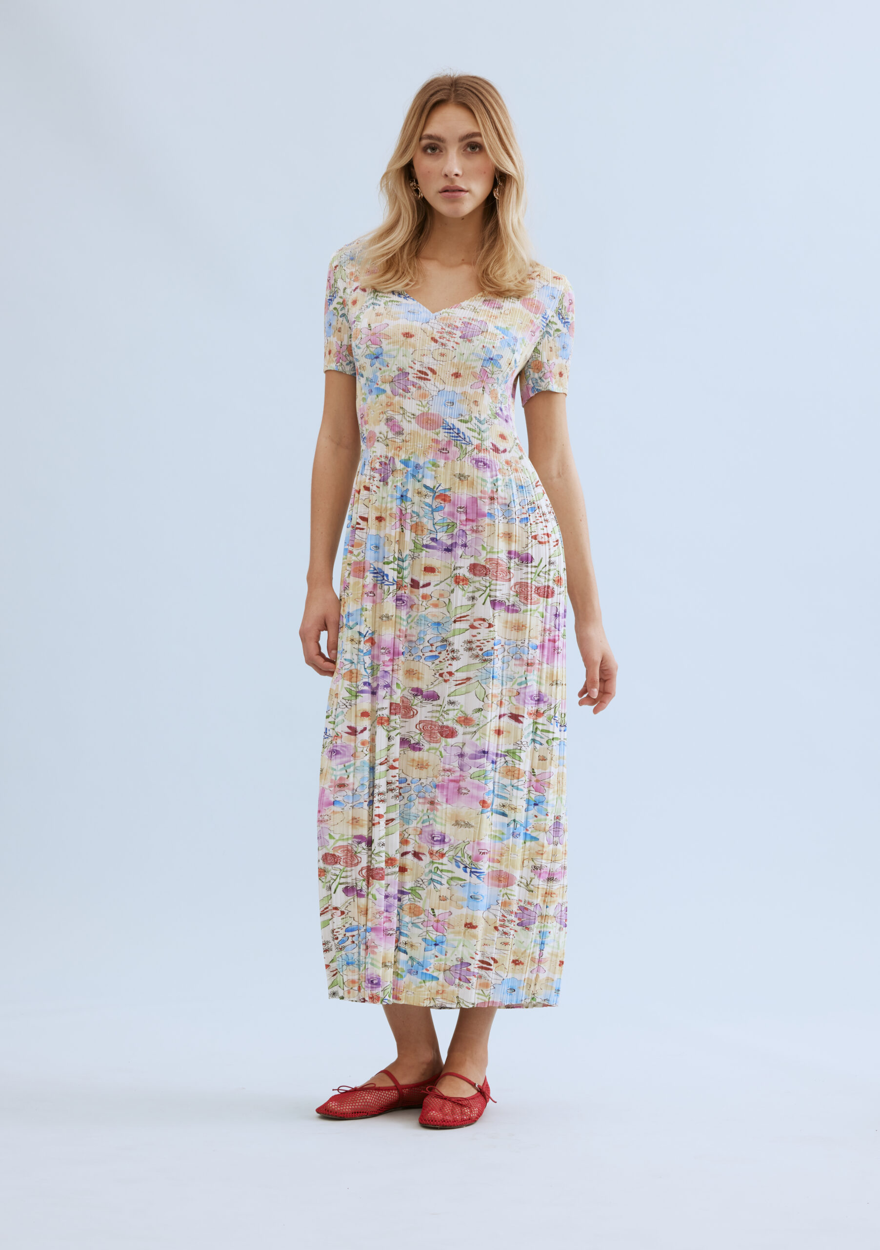 שמלת מקסי צבעונית עם הדפס פרחוני